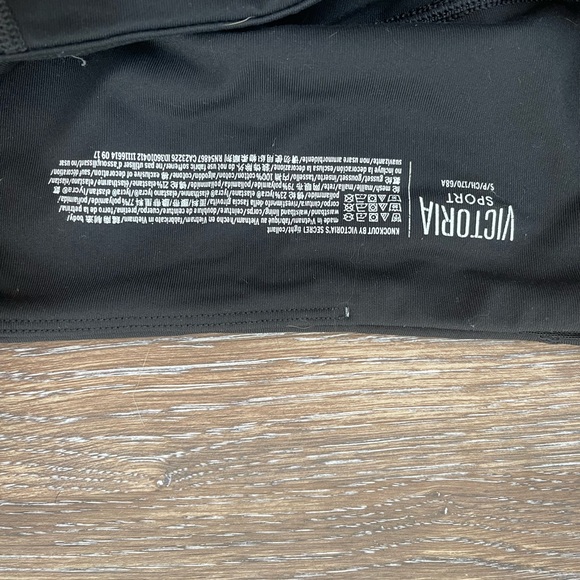 Victoria Secret leggings - Picture 3 of 4